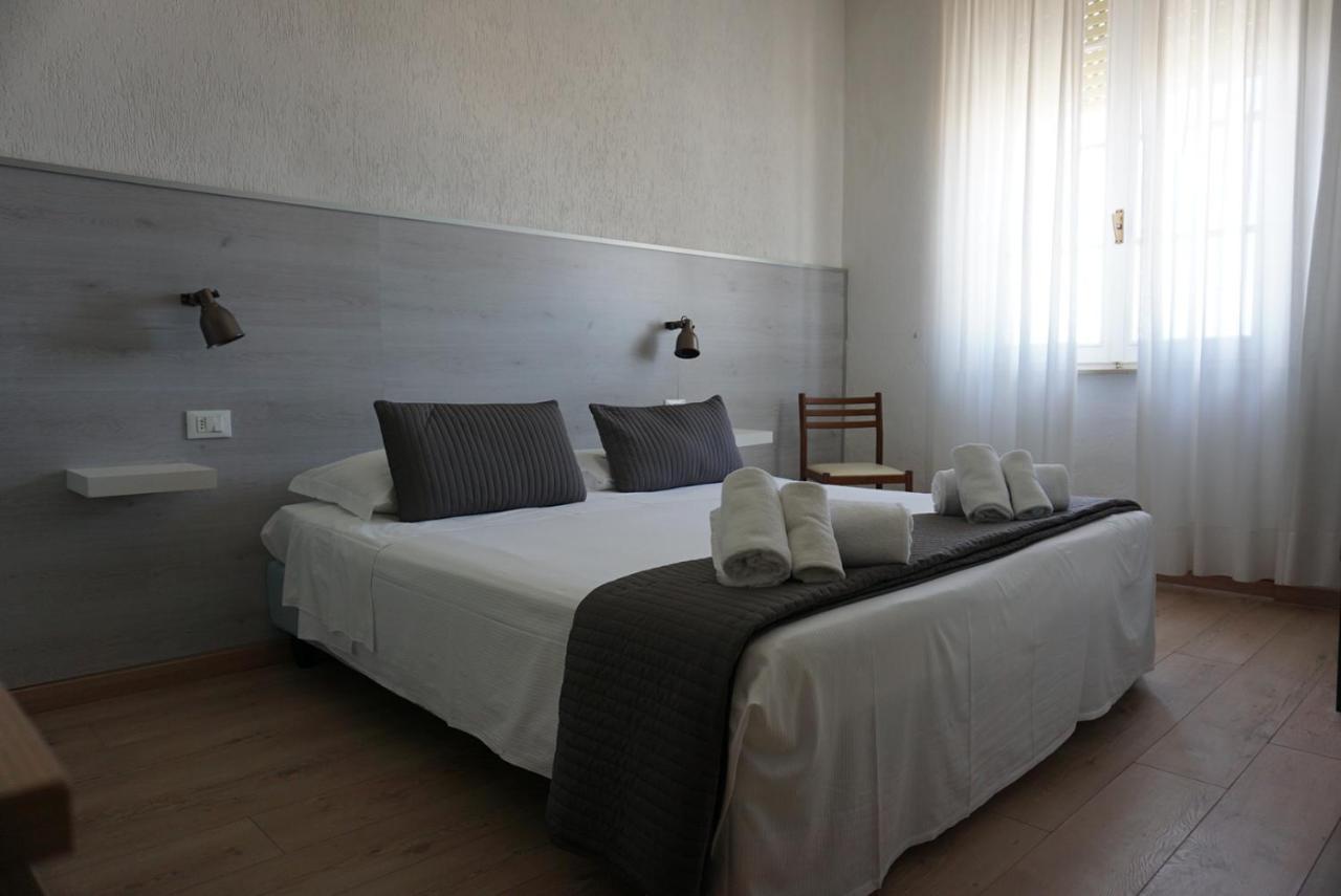 Alba Sul Mare Hotel Lido di Camaiore Buitenkant foto
