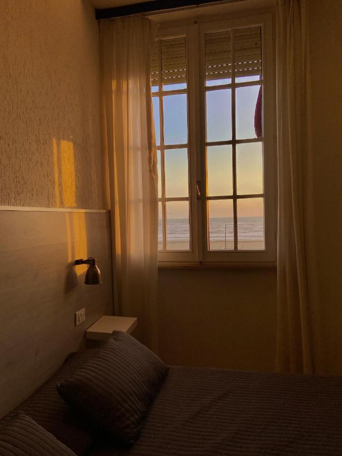 Alba Sul Mare Hotel Lido di Camaiore Buitenkant foto