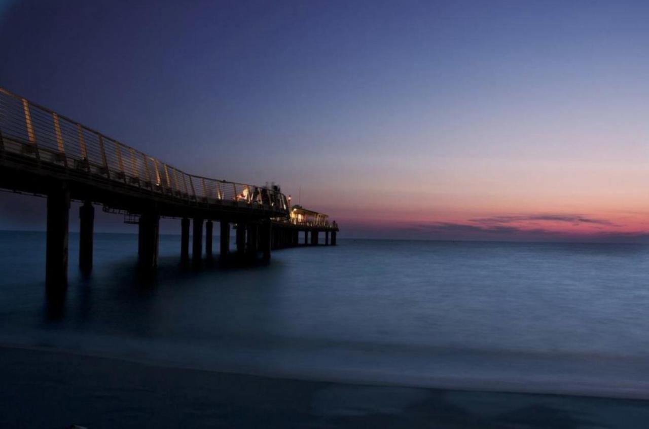 Alba Sul Mare Hotel Lido di Camaiore Buitenkant foto
