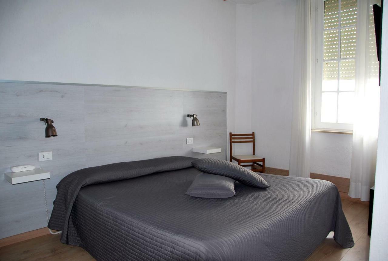 Alba Sul Mare Hotel Lido di Camaiore Buitenkant foto